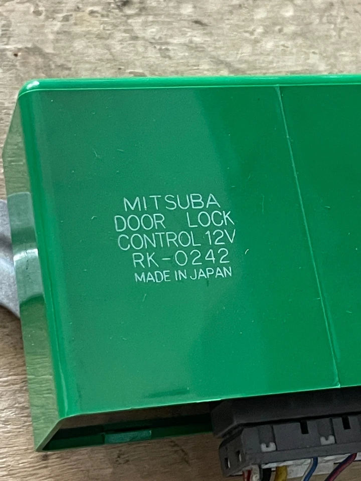 Honda Civic EG 1992-1995 - Control de cerradura de puerta RK-0242 (12V) MITSUBA JDM genuino Foto 3 de 4