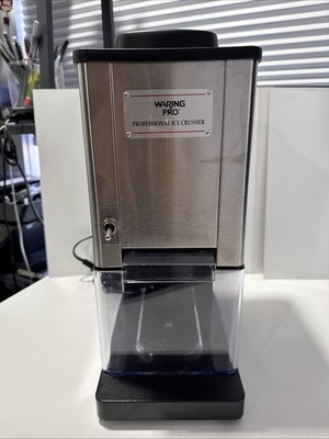 Waring Pro Ice Crusher Model IC70 Professional Ice Crusher 