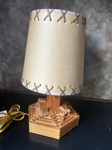 Small Popsicle Stick Lamp