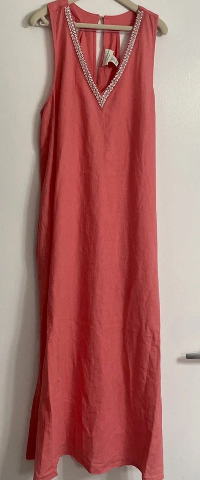 Vestido maxi novo com etiquetas Calypso St. Barth linho gola V pérola halter tamanho G pêssego/curral - Imagem 2 de 4
