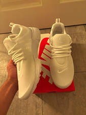 Nike Herren Sneaker EU 43 Weiß Low Top Mesh Schnürung atmungsaktiv Komfort