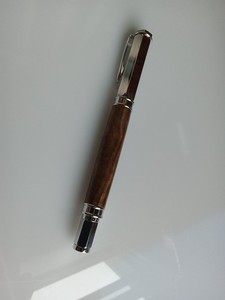 Vertex Rollerball Wood Pen Chrome metal Finish Magnetic Cap, Mint !!