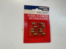 Unipart GFS 3005 pack of five 5 amp 12v automobile fuses new tatty old stock