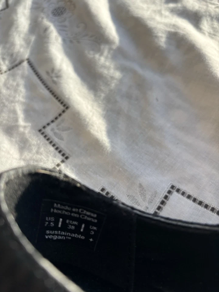 NWOT Call It Spring Size 7.5 Amelya Mary Janes Black Vegan Platform Lug Sole - Image 3 of 4