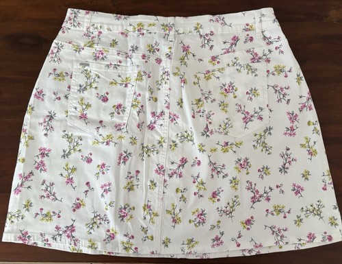City Chic Plus Size Summer Floral Ditsy Mini Skirt - Size M - Cotton/Elastane - Picture 2 of 10