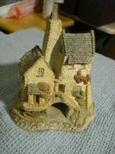 David Winter Hand-Made & Painted West Country Coll. "Tamar Cottage" 1986 Retired