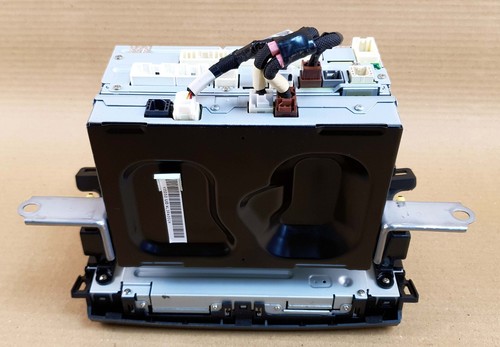 Toyota Rav4 13-18 Touch screen display cd player 86140-42460 Oem ID 100574 Used - Picture 14 of 17