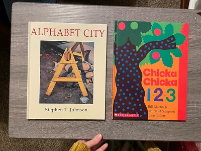 ALPHABET CITY Stephen Johnson 1995 HB & Chicka Chicka 123 Start Reading Books