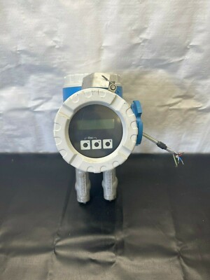 Endress+Hauser 80A04-27D4/0 Pressure Transmitter, Digital Flow Meter