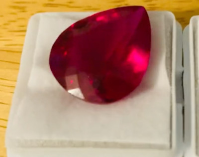 Radiant Brilliance: 25 Ct Pear-Shaped Lab Ruby for Exquisite Jewelry