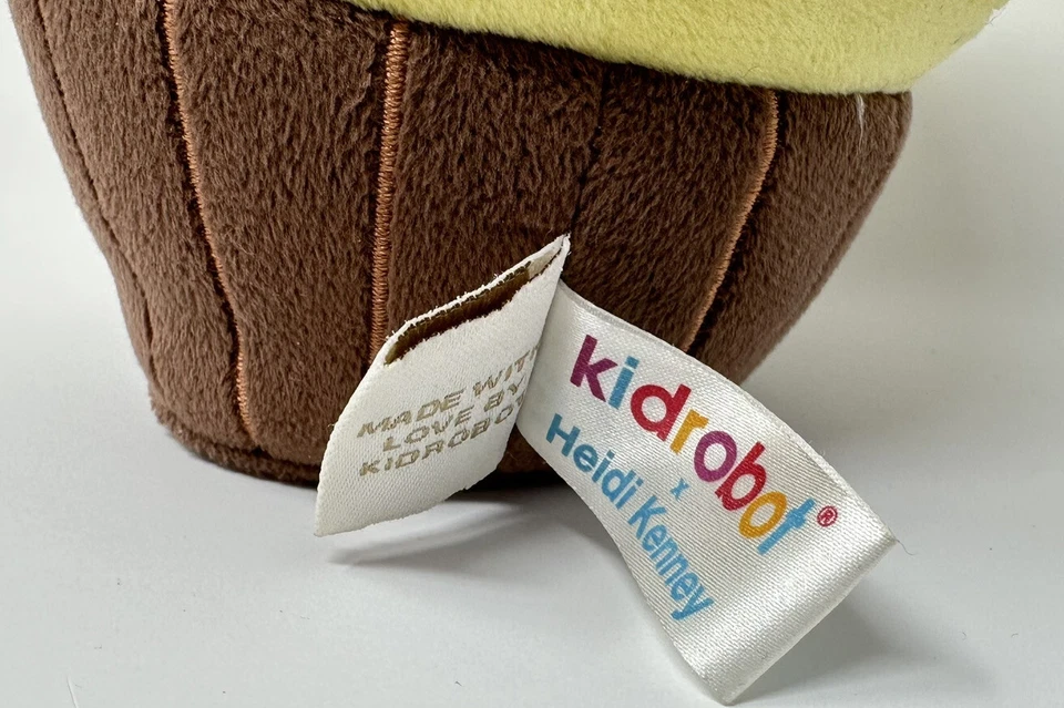 Kidrobot Yummy World 5" Buttercream Cupcake Toy Designer Plush Rare! - Image 3 of 4