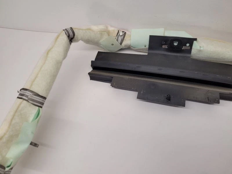 2012 BUICK ENCLAVE RH Passenger Right Roof Curtain Air Bag 22831498 - Image 2 of 4