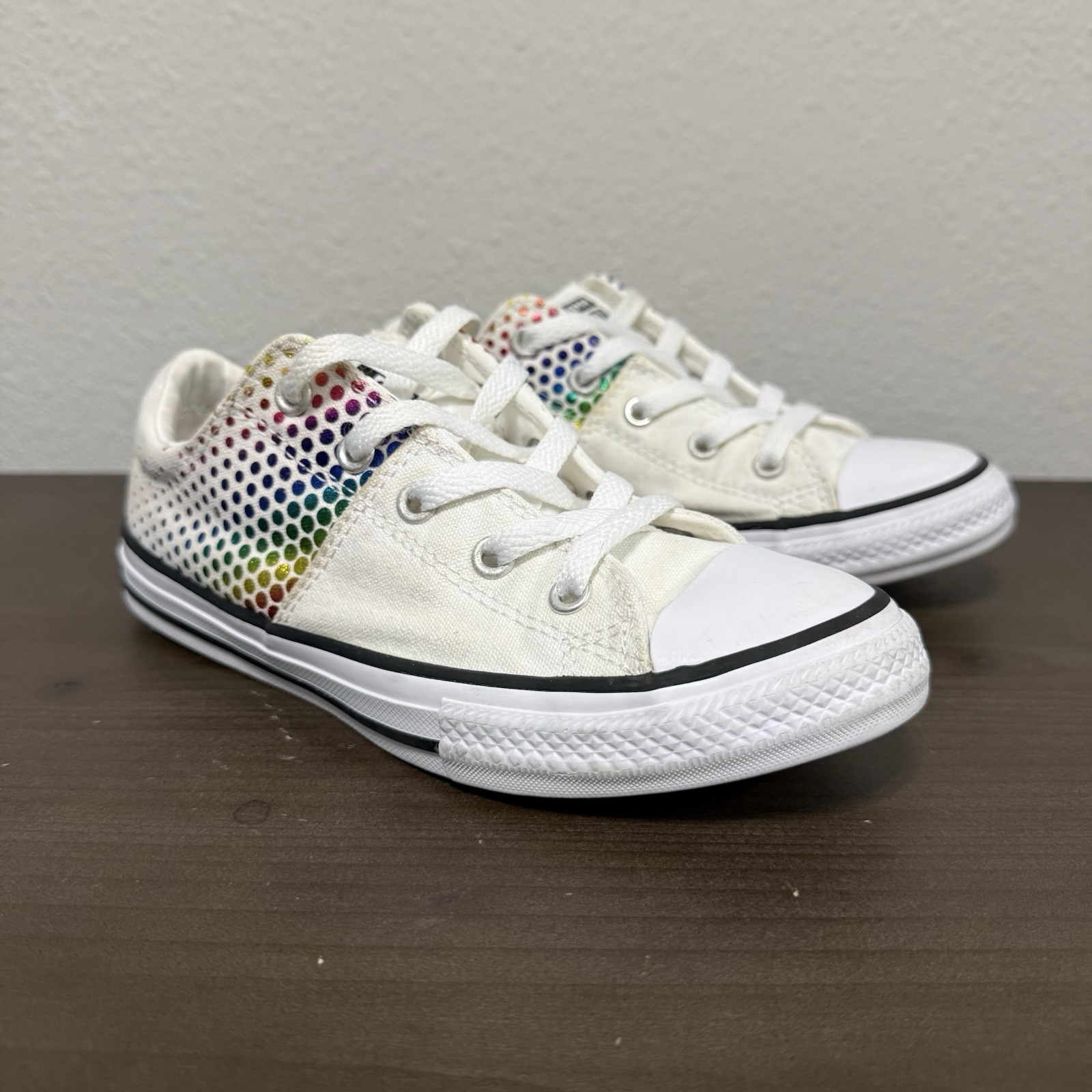 Converse All-Star Rainbow Dot Pride Madison White Low Sneakers Size 2Y thumbnail 2
