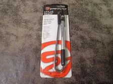 NEW Streamlight 65612 Stylus Reach LED Silver Penlight (BN384)