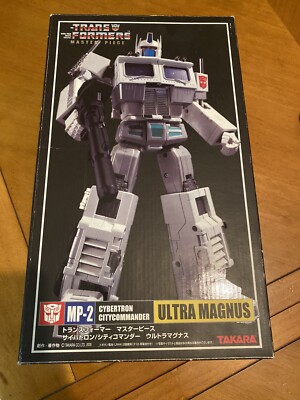 Takara Transformers Masterpiece MP-2 Ultra Magnus Cybertron City commander