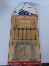 Model Power 331 HO Scale Trackside Assortment