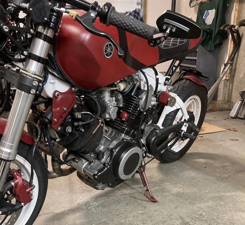 Крышка генератора из углеродного волокна Yamaha1981-82 XV920R XV750 Virago 4X7-15415-00 - Изображение 4 из 4