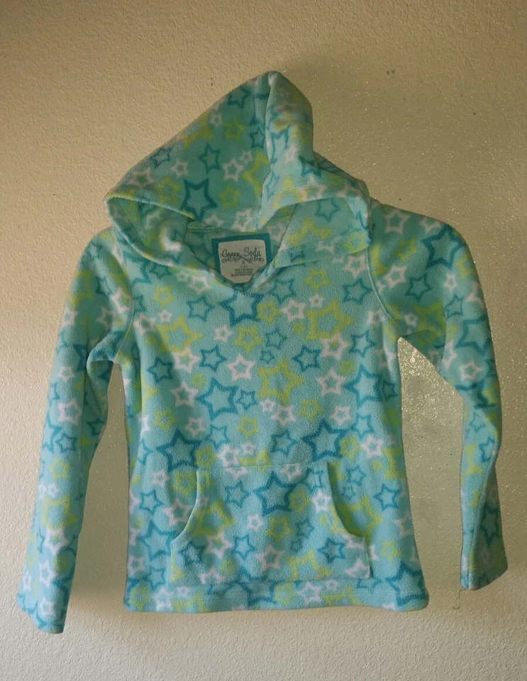 Muy Lindo Top con Capucha de Vellón con Bolsillo VERDE SODA Talla S 6-6X para Niña Foto 2 de 4