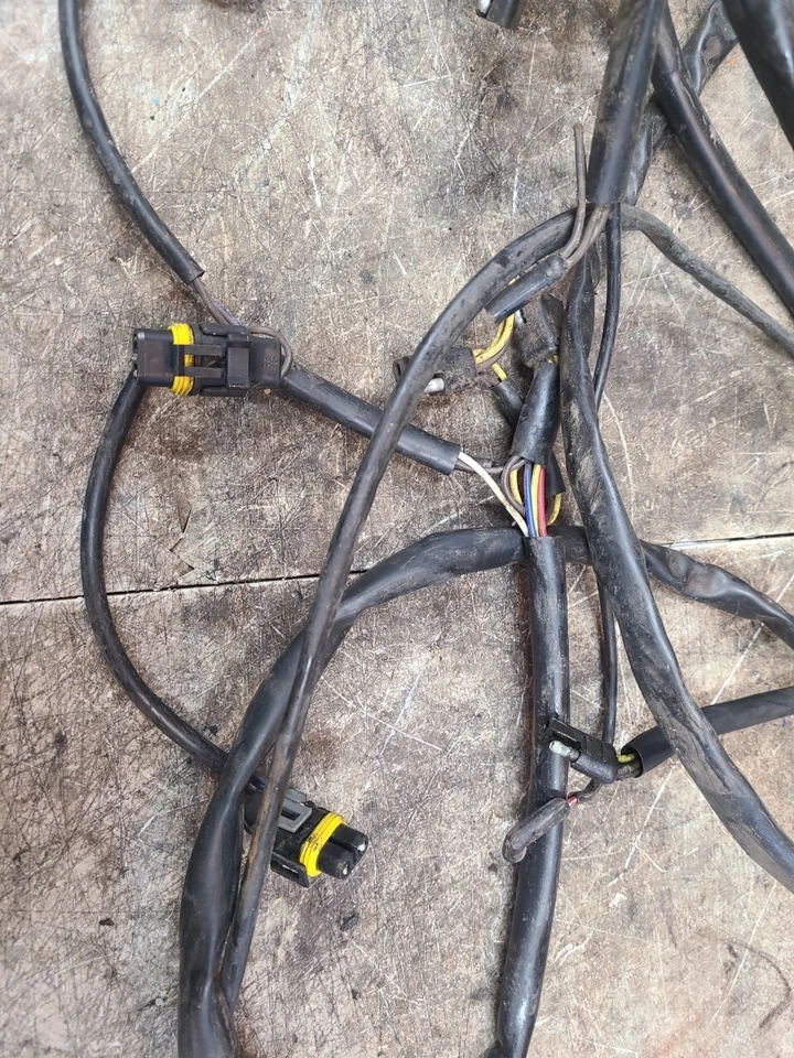 Arnés de cable principal ZR Arctic Cat 1998 600 cc AT909 Foto 3 de 4