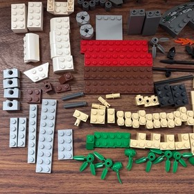 LEGO Indiana Jones: Temple Escape (7623) Incomplete Parts Only 150 Pieces