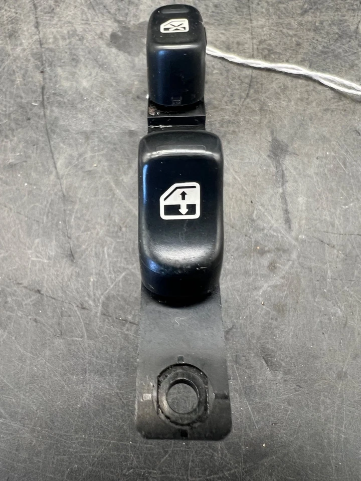 Infiniti Q45 1994-1996 OEM Conjunto de interruptor de ventana lateral del conductor Bisel de cambio de marchas Foto 3 de 4