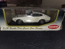 Kyosho Die-Cast Car Series 1:18 1971 Nissan Fairlady Z White Coupe Boxed