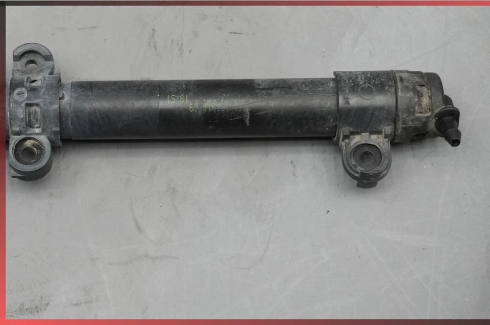 Boquilla pulverizadora lavadora faros laterales derechos Jaguar XJ 2012-2014 89091898 OEM Foto 3 de 4