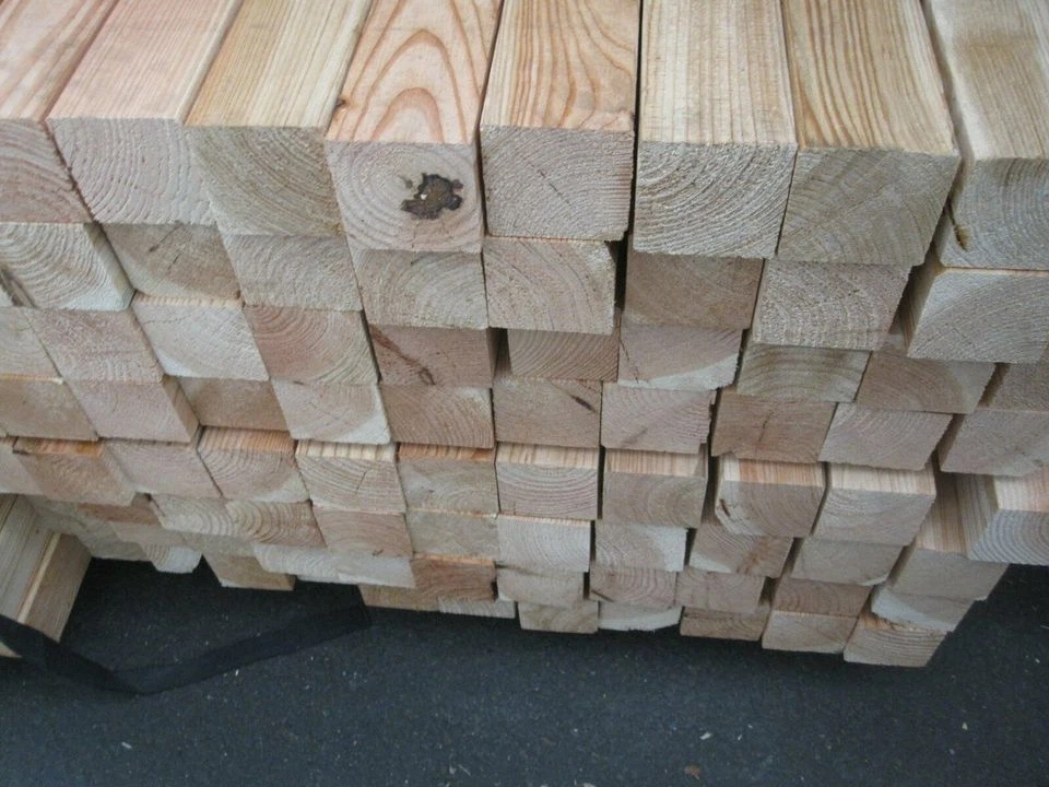 Kantholz Lärche 90x90mm - 10 Stück Zaunpfosten 3 Meter Lang