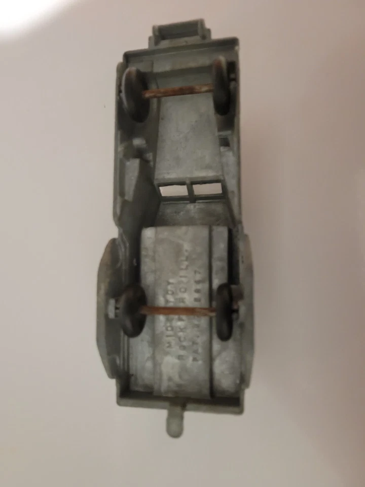 Porta tropas de juguete enano vintage años 70 Foto 4 de 4