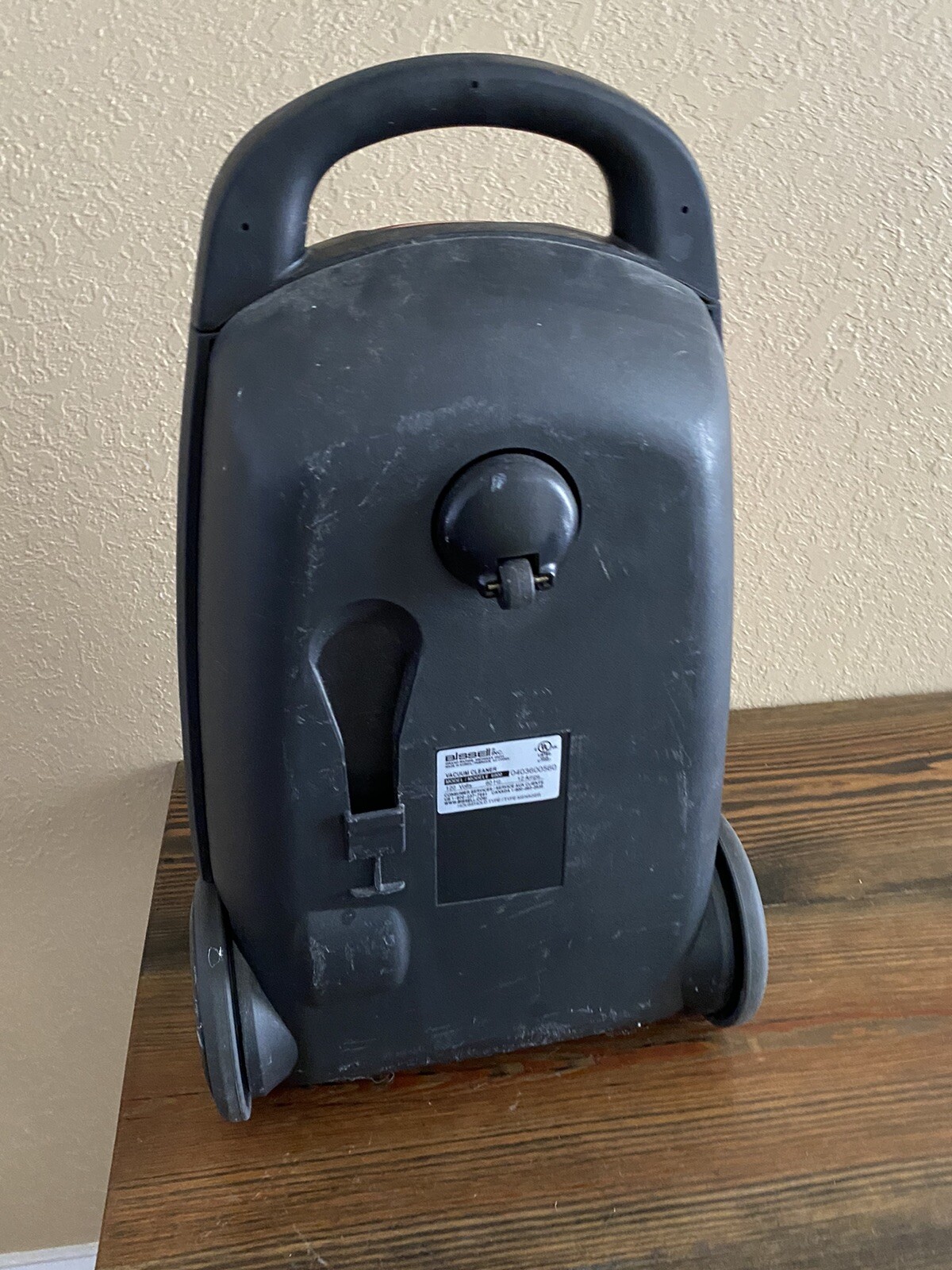 Red BISSELL DigiPro Bagged Canister Vacuum Cleaner Model 6900 Motor