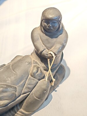 Aardvark's 1972 Inuit Fisherman Sculpture free shipping 