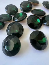 25MM VINTAGE GERMAN GLASS FACETED POINT BACK EMERALD-FOILED JEWEL 12 Pc