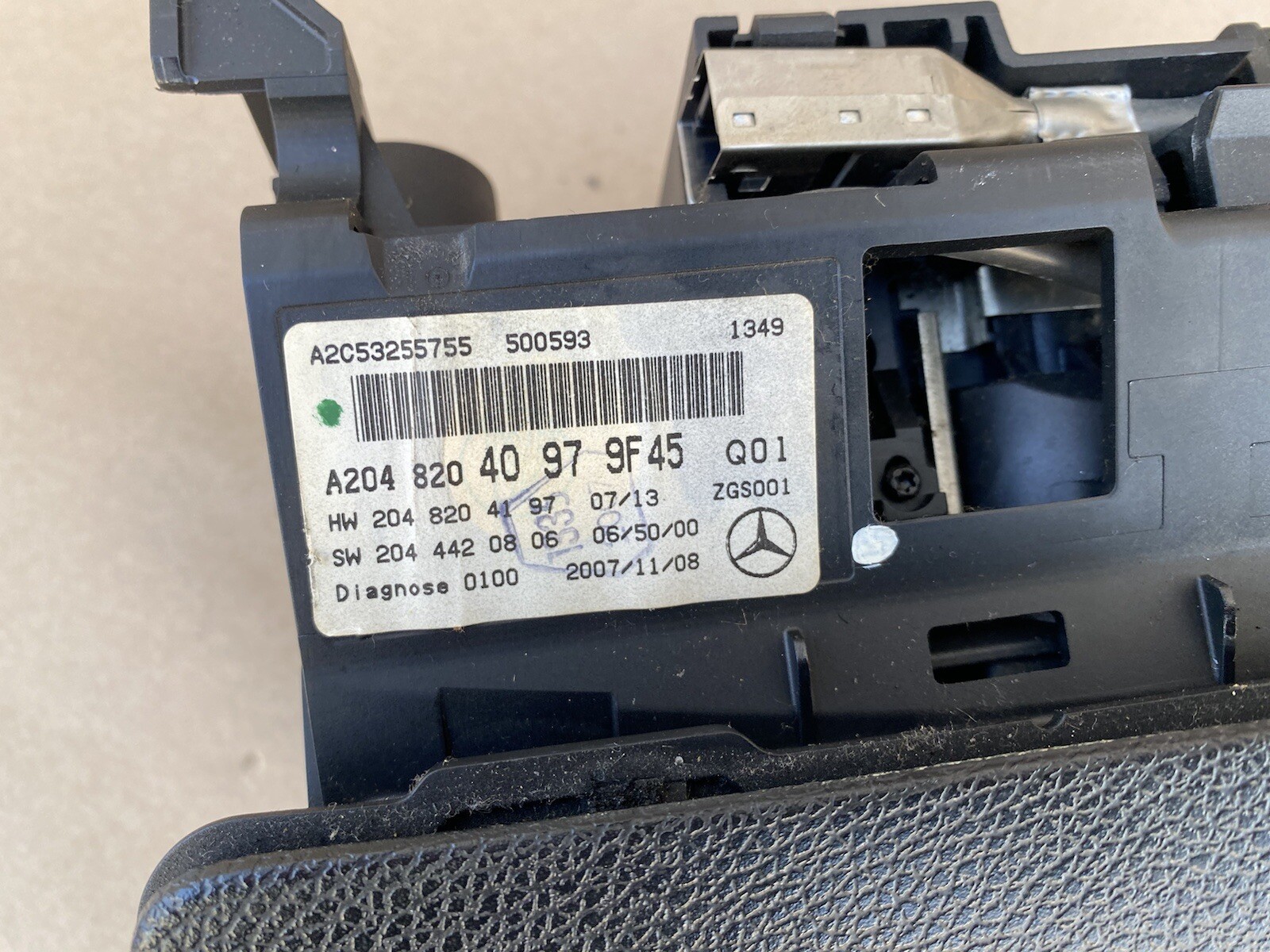 MERCEDES W204 C63 C350 C300 C250 NAVIGATION DISPLAY SCREEN MONITOR 