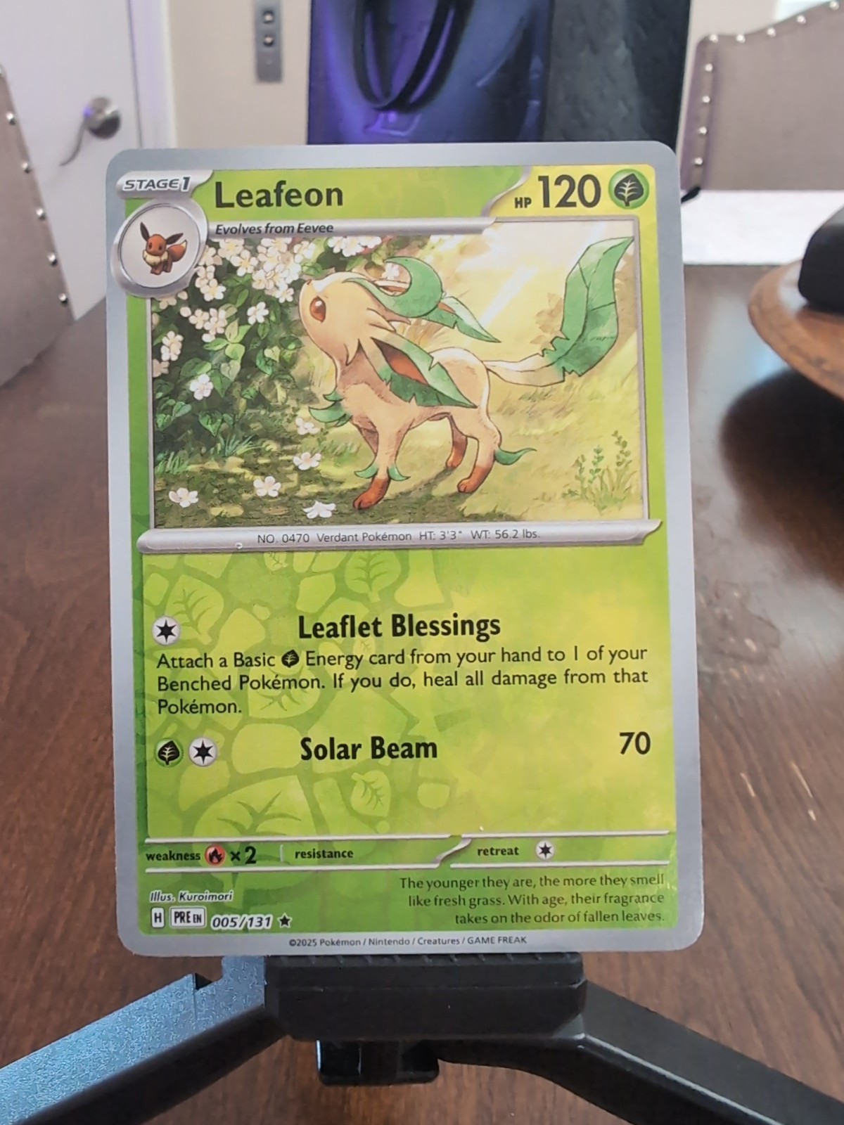 Leafeon 005/131 Sv: Prismatic Evolutions Reverse Holo NM