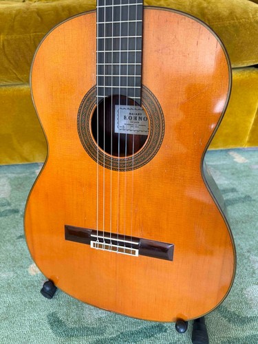 Masaru Kohno (Kono) 1969 No. 8 classical guitar – solid woods, Kolb tuners