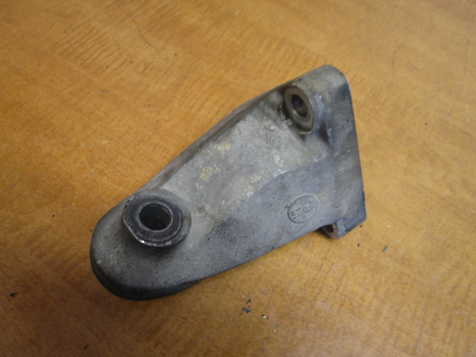 Ferrari 348,Mondial t - Motor Mount Bracket  P/N 133285