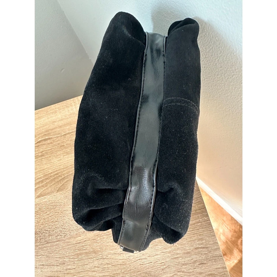 Isaac Mizrahi Vintage Y2k Black Suede Shoulder Bag with Chain Strap Purse - Image 4 of 4