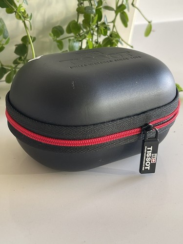 TISSOT Black Watch Case. With inner pillow and Cloth. In a Mint Condition. - Picture 6 of 9