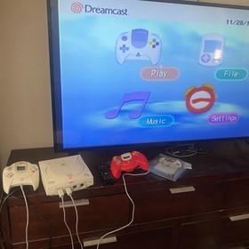 Sega Dreamcast Console Bundle 2 Controllers, Complete ✅