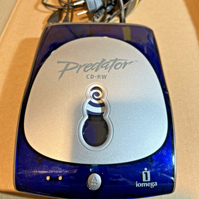 Iomega Predator CD-RW 40X12X40X USB 2.0 External Drive Computer