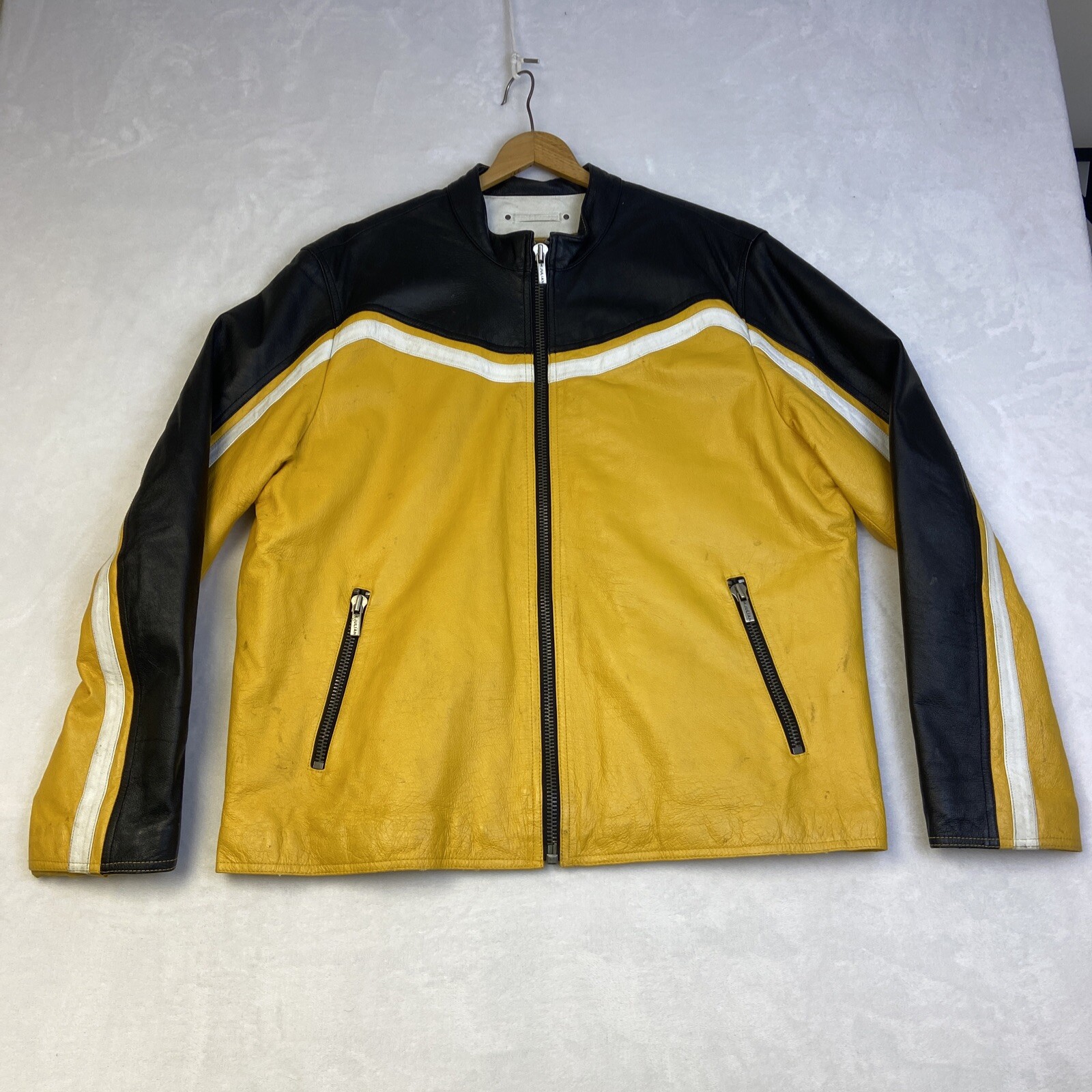 Picture 1 of 14