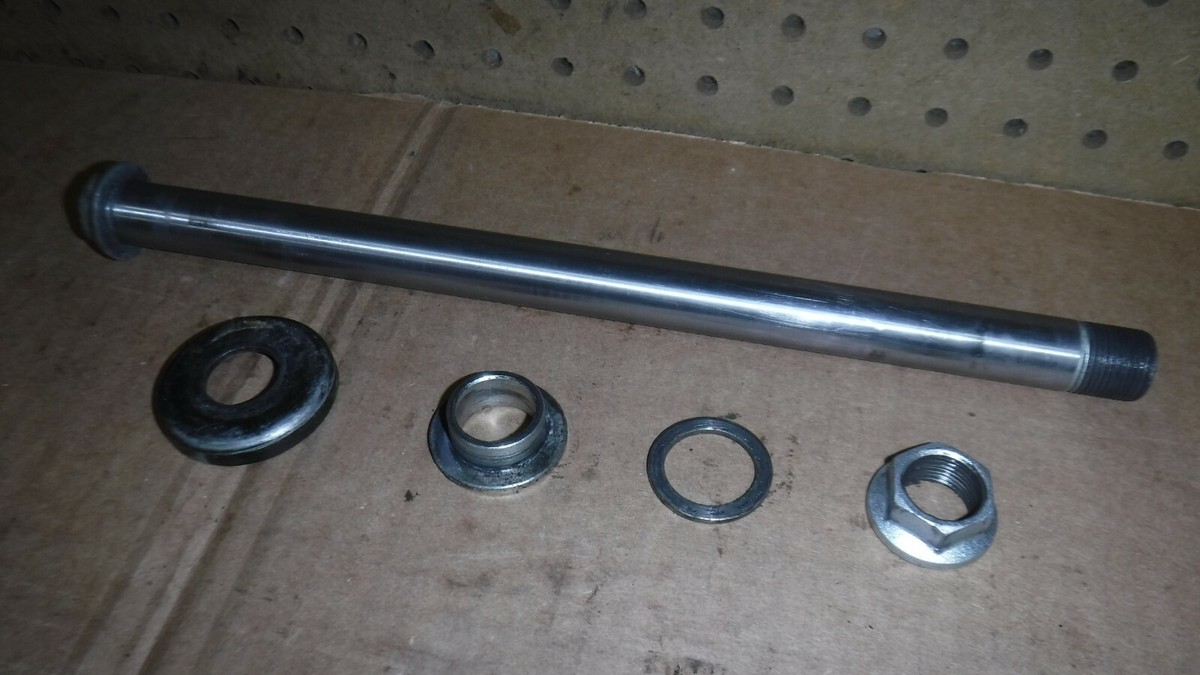 空波 Kawasaki ZX10 88-90 ZR7 00-05 EX650R 06-16 Swing Arm Shaft Pivot