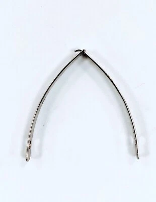 Double springs for cuticle nippers and nail clippers. 10 pcs