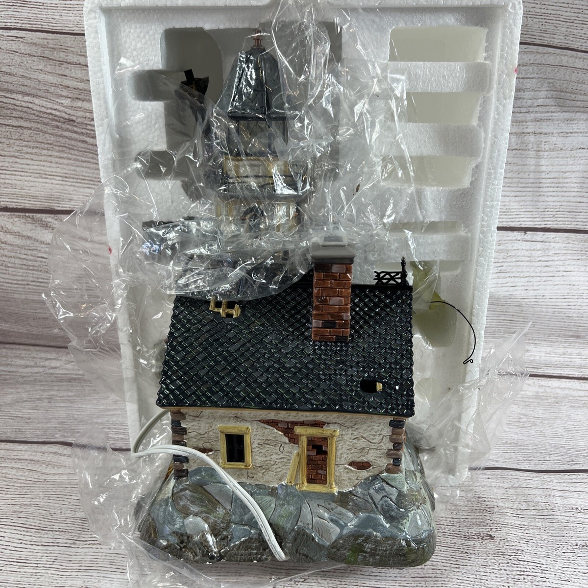 Dept 56 Halloween Snow Village - Shipwreck Lighthouse - Lights Up  display picture 1