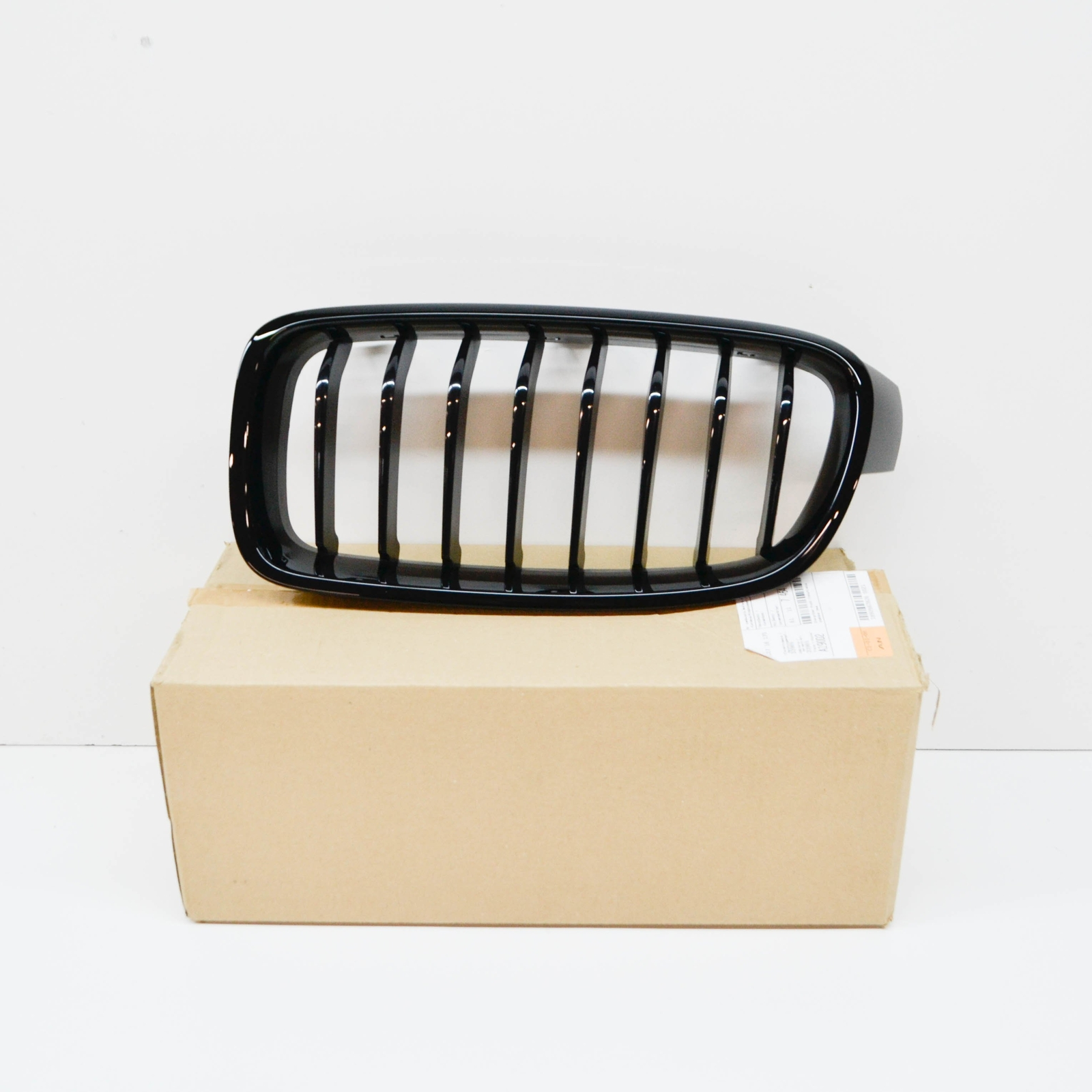 NEW BMW 3 F30 FRONT LEFT KIDNEY SPORT EDITION GRILLE 51117464493  