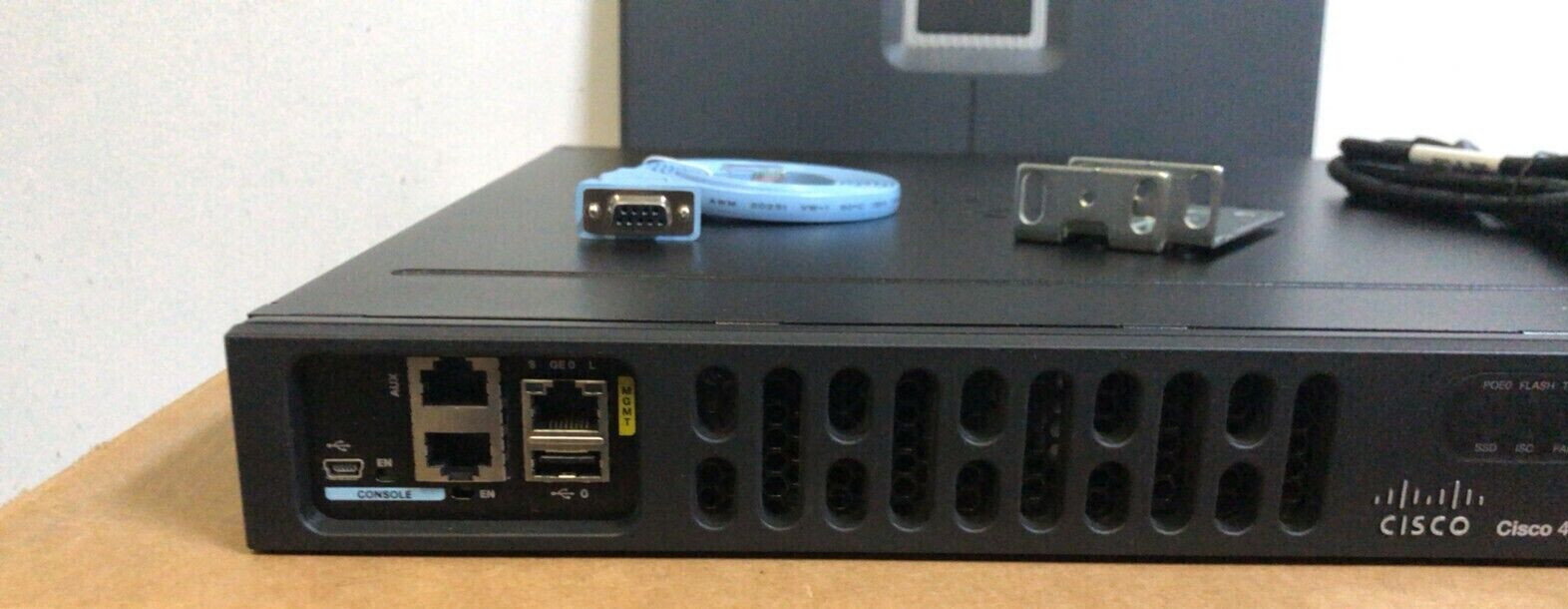 CISCO ISR4331-AX/K9 3-Port Gig Security Data ROUTER  300mbps Throughput TESTED