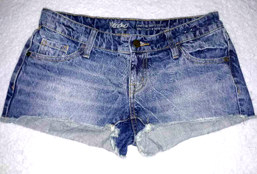 Mossimo Denim Low Rise Jean Short Short 