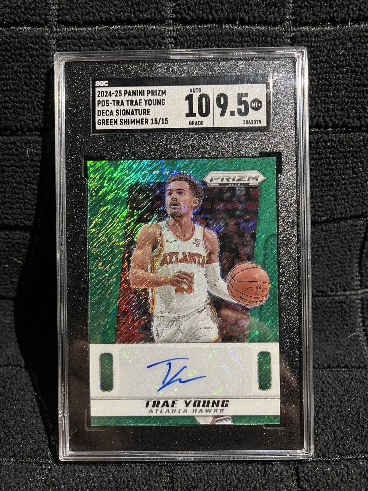 24-25 Prizm Deca Signature TRAE YOUNG Green Shimmer  15/15 SGC Auto 10 /9.5 MT+