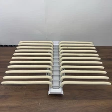 Tonchean Pull Out Pants Rack