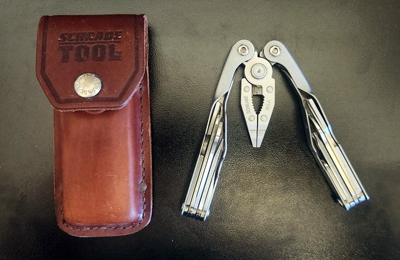 Schrade Tough USA Multi Tool w/ Leather Holster - Very nice condition!!